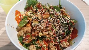 Seoul Bowl (I got roasted cauliflower instead of roasted mushrooms). And pineapple ginger drink. at Crisp & Green in Naples