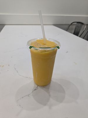 Mango smoothie at Plantiful Superfoods in Seattle