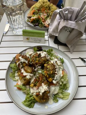 Gefüllte Kartoffeln 🥔   at Kunterbunt in Waidhofen An Der Ybbs