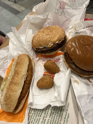 Bacon King, Steakhouse Burger & Long Chicken Curry  at Burger King in Vienna