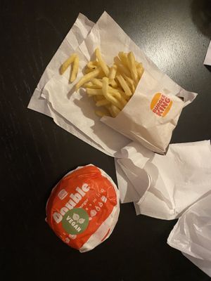 double ch**seburger menu  at Burger King in Vienna