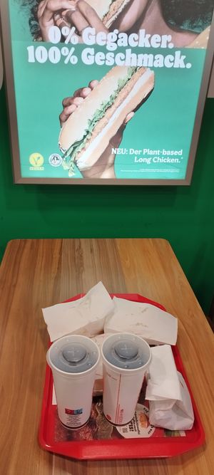 Menú long chicken at Burger King in Vienna