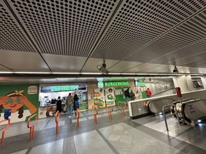store front  at Burger King in Vienna