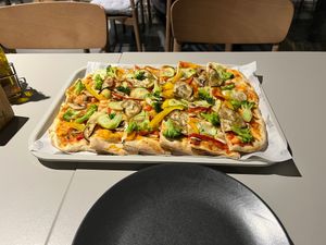 Pizza vegana at Vino Pizza Wine in Chisinau