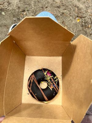 Raw donut at Loui in Munich