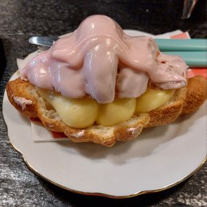 Crompouce! at De Vegan Bakker in Heusden