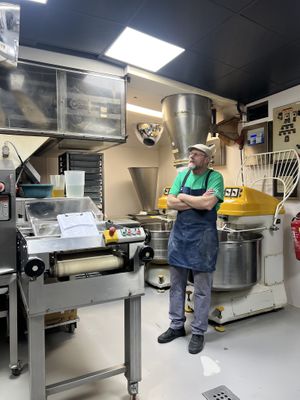 bakery tour  at De Vegan Bakker in Heusden