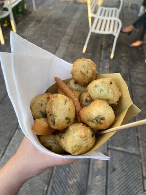 Cuculli & panissa  at Friggitoria San Giorgio in Genoa