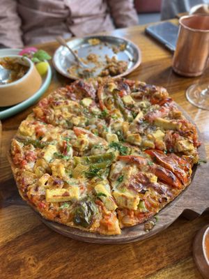 Tofu Jalfrezi Pizza - 10/10! 🌟   at Go Native - Lavelle Road in Bangalore