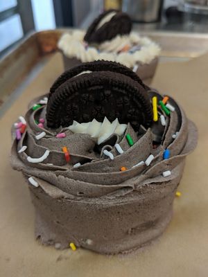 Organic vegan mini cake  at OC - Organic Artisan Eatery & Juice Bar in Massapequa