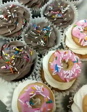 Organic vegan cupcakes  at OC - Organic Artisan Eatery & Juice Bar in Massapequa