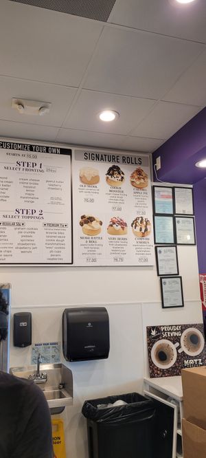 at Cinnaholic - San Felipe St in Houston