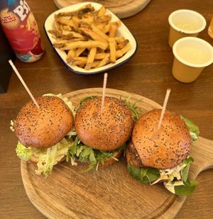  #Veganuary at Submarine Burger Split in Split