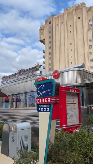   at Disneyland - Super Diner in Chessy