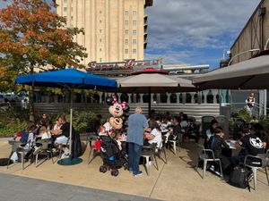 View of the outside at Disneyland - Super Diner in Chessy