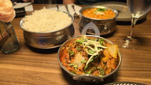 Veganes Gericht mit Okra at Athidhi in Wiesloch