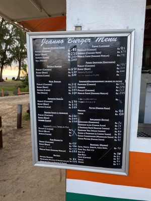 Menu  at Jeanno Burger in Quatre Bornes