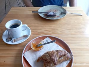 Pequeno almoço at Aloha Cafe - Aleida do Meco in Sesimbra