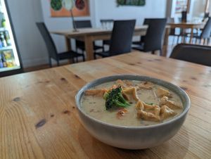 Green curry at Home Edition in Dunedin