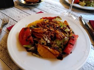 Orange salad at Mesón Sorrosal in Broto