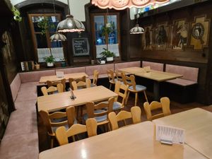 Gemütliche Stube mit einem Mix aus alt und neu at Weinstube Eulenspiegel in Speyer