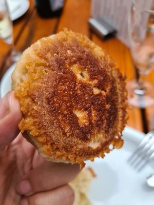 Dampfnudle mit Salzkruste, so muss das! at Weinstube Eulenspiegel in Speyer