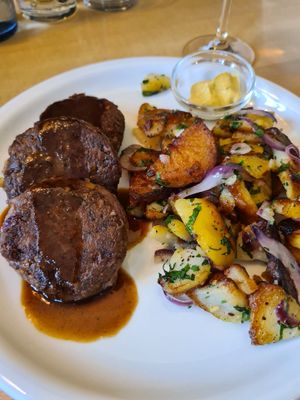 Linsenfrikadellen at Weinstube Eulenspiegel in Speyer