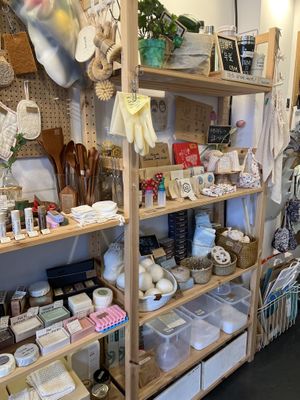 free tumbler borrowing station  at Earthling's Playground - 지구인의 놀이터 in Gyeonggi-do