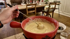 Vegan fondu in one word WOW  at Fondue Villa & Garden in Unterseen