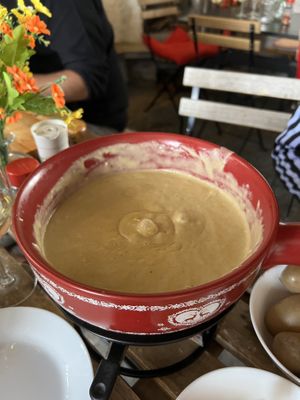   at Fondue Villa & Garden in Unterseen