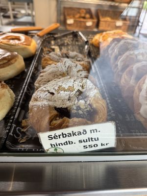   at Brauðgerðarhús Akureyrar in Akureyri