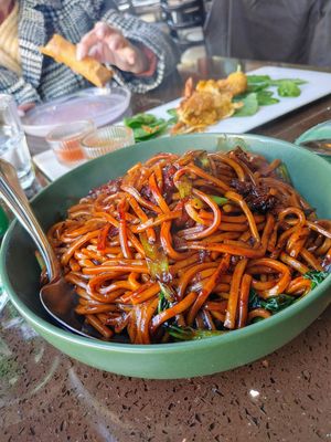 Char Mee at Ren Dao Asian Vegetarian in Elsternwick