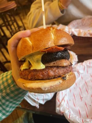 all day breakfast burger   at Rabbit Food @ Meadows Tap in Edinburgh