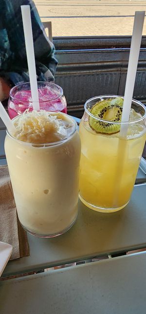 Smoothies at Goji Berry in Phoenix