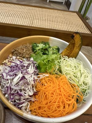 super thin zoodles & carrots 🫶  at TRu in Kerobokan Kelod