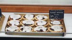Sweet mince tarts (vg) #Veganuary at Akins Family Bakers in South Shields