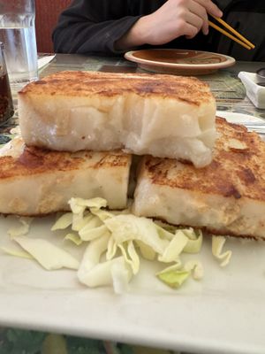 Turnip cake with meatless chicken #Veganuary at Big Lantern in San Francisco