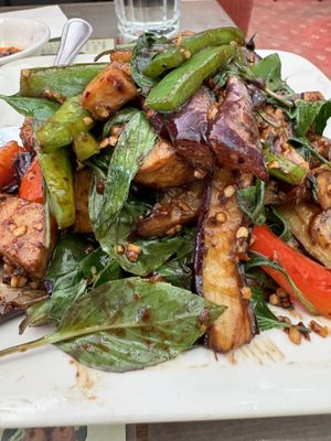 Mandarin eggplant with meatless chicken #Veganuary at Big Lantern in San Francisco