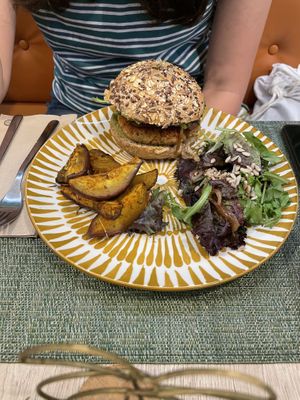 Hamgurguer  at Green Buddha in Vila Real De Santo Antonio