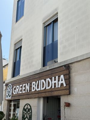 Gezellig klein terras  at Green Buddha in Vila Real De Santo Antonio