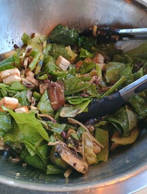 Custom salad bowl at Avocato Cocina Creativa in Puerto Penasco