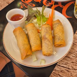 Vegetable spring rolls at Roy Thai Street Food in Mellieha