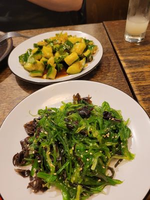 Algensalat und Gurkensalat at Shanghai Kitchen in Marseille