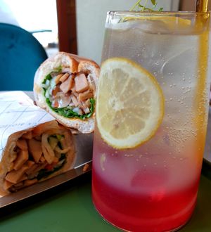  at 10 O'clock Blossom in Seoul