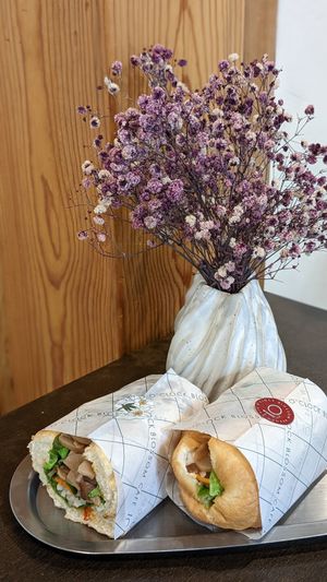 Vegan Favourite Banh Mi at 10 O'clock Blossom in Seoul