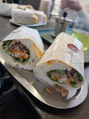   at 10 O'clock Blossom in Seoul