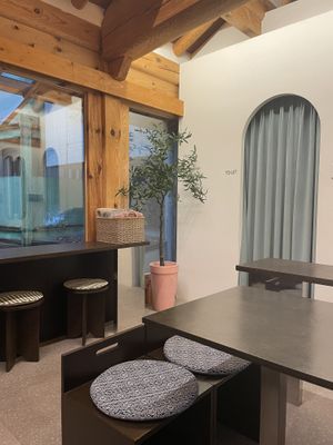   at 10 O'clock Blossom in Seoul