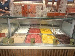  at Venchi - Spanish Steps in Rome