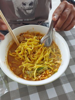 Khao soi at Raan Nittaya Ahaan Jey - ร้านนิตย์ อาหารเจ in Chiang Mai