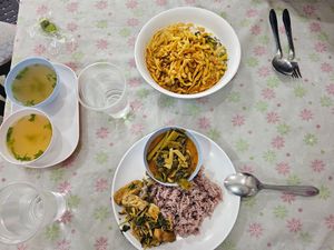 2 good melaa for 90 baht. Khao soi and buffet plate at Raan Nittaya Ahaan Jey - ร้านนิตย์ อาหารเจ in Chiang Mai